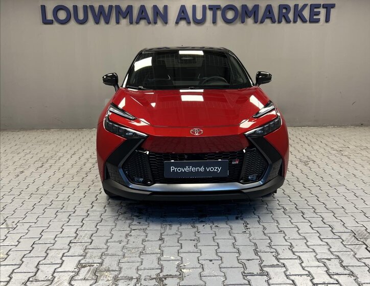 Toyota C-HR 4