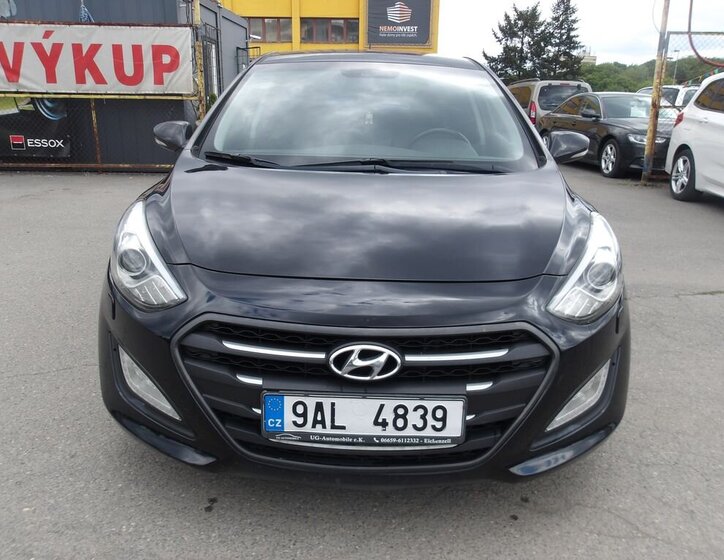 Hyundai i30 Hatchback 1,6 l 81 kw