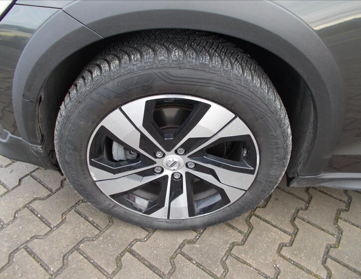 Volvo V60 Kombi 2,0 l 145 kw