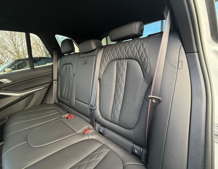 BMW X5 SUV / Terénní 3,0 l 250 kw