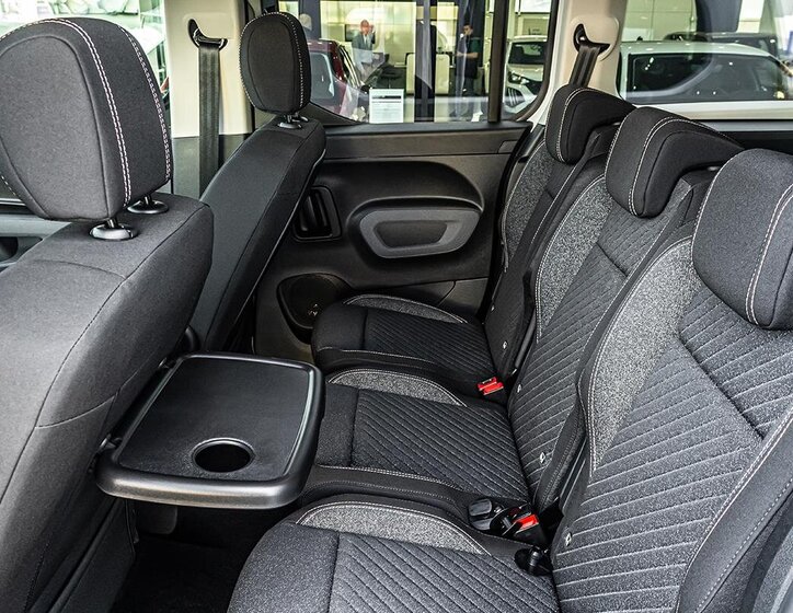 Peugeot Rifter MPV 1,5 l 0