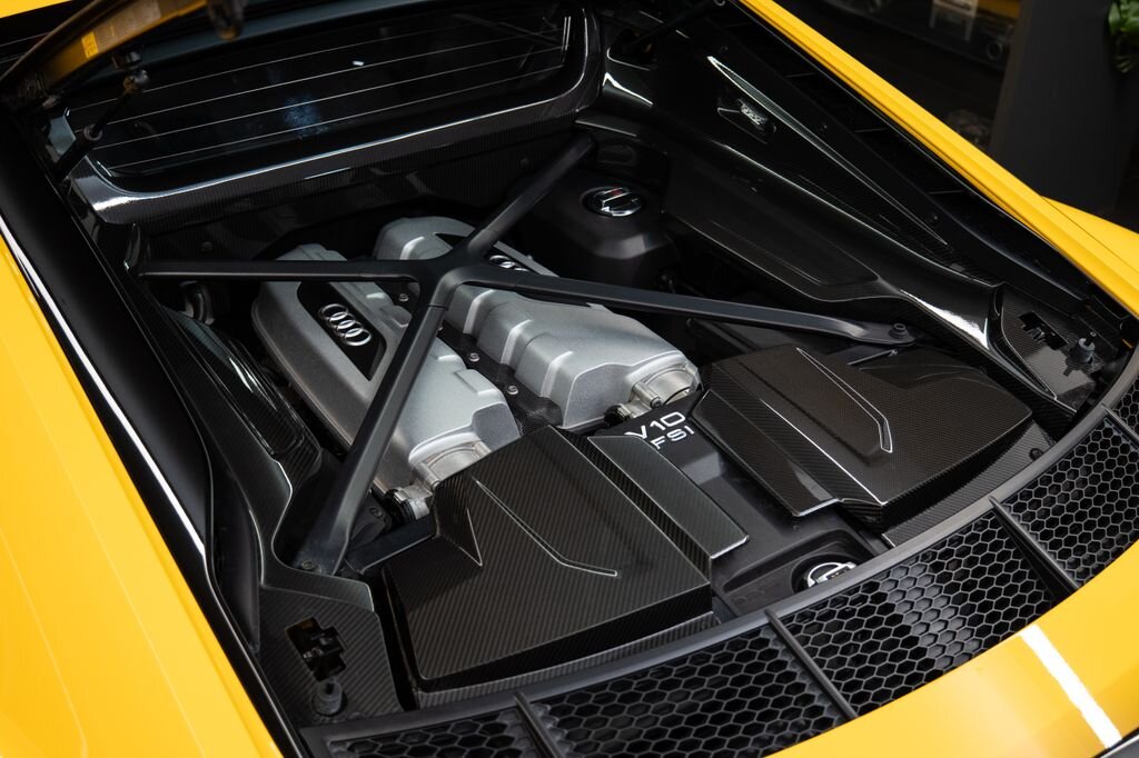 Audi R8 Kupé 5,2 l 456 kw