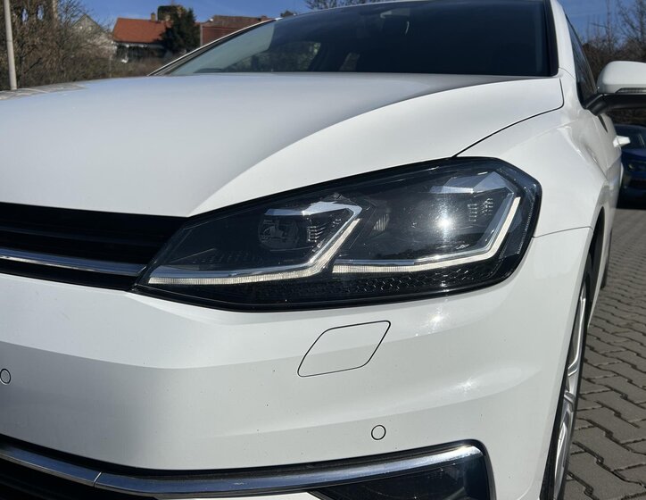 Volkswagen Golf Kombi 2,0 l 110 kw