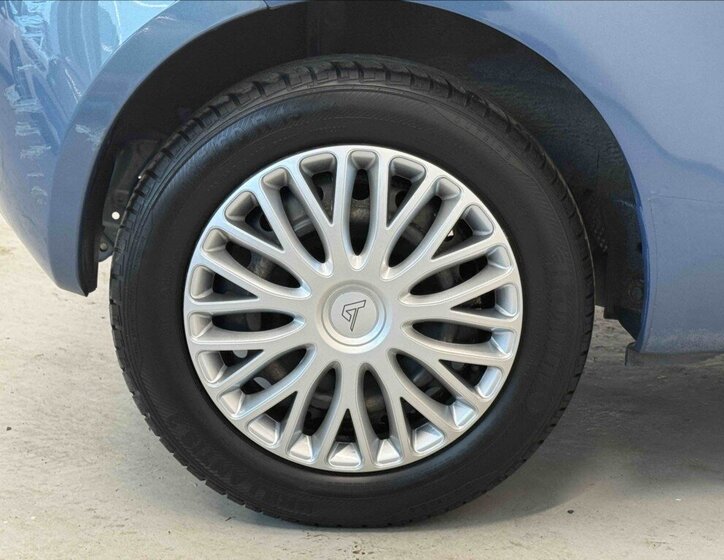 Toyota Yaris Hatchback 1,3 l 64 kw