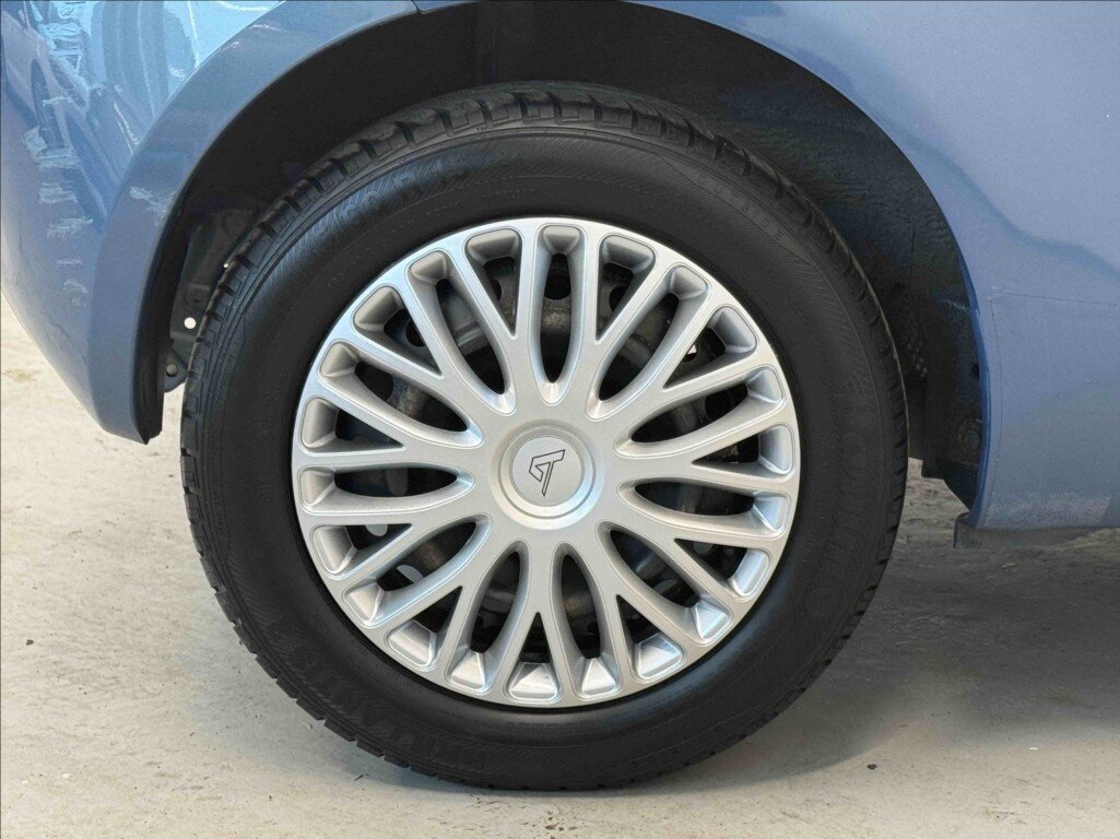 Toyota Yaris Hatchback 1,3 l 64 kw