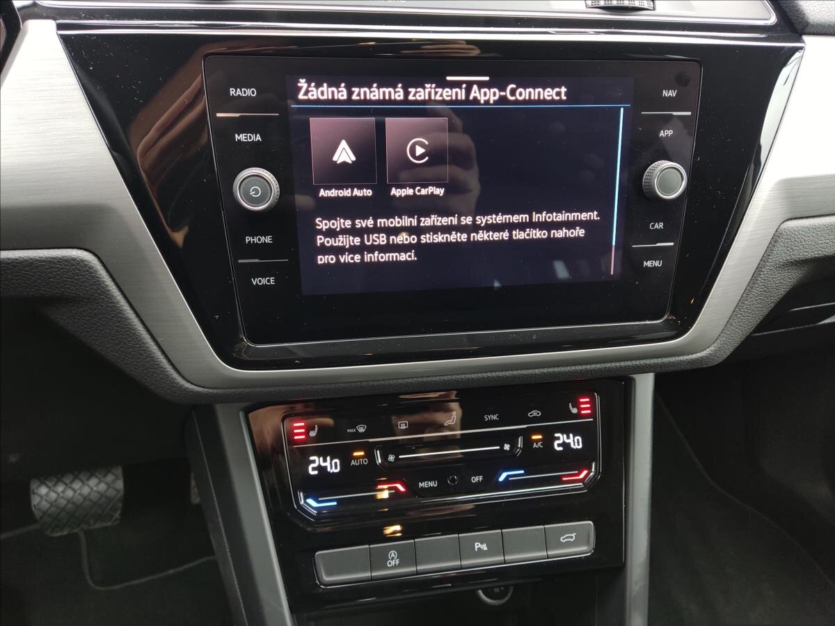 Volkswagen Touran MPV 1,5 l 110 kw