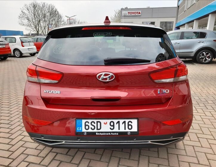 Hyundai i30 Hatchback 1,5 l 118 kw