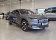 Ford Mustang Mach-E SUV 0,0 198 kw