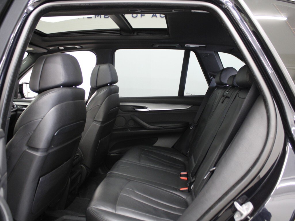 BMW X5 SUV 3,0 l 280 kw