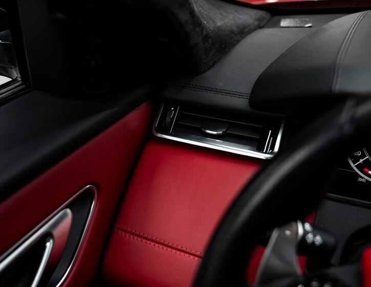 Land Rover Range Rover Velar SUV / Terénní 5,0 l 405 kw