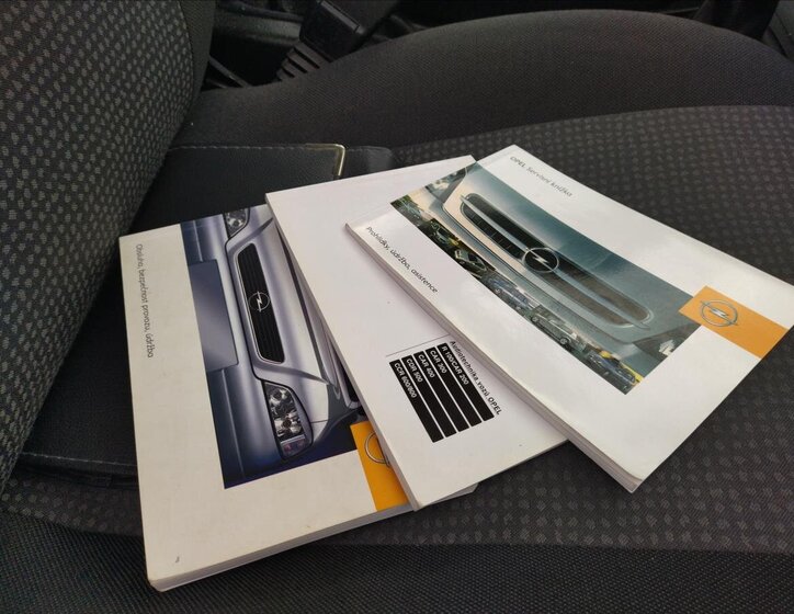 Opel Astra Hatchback 1,4 l 66 kw