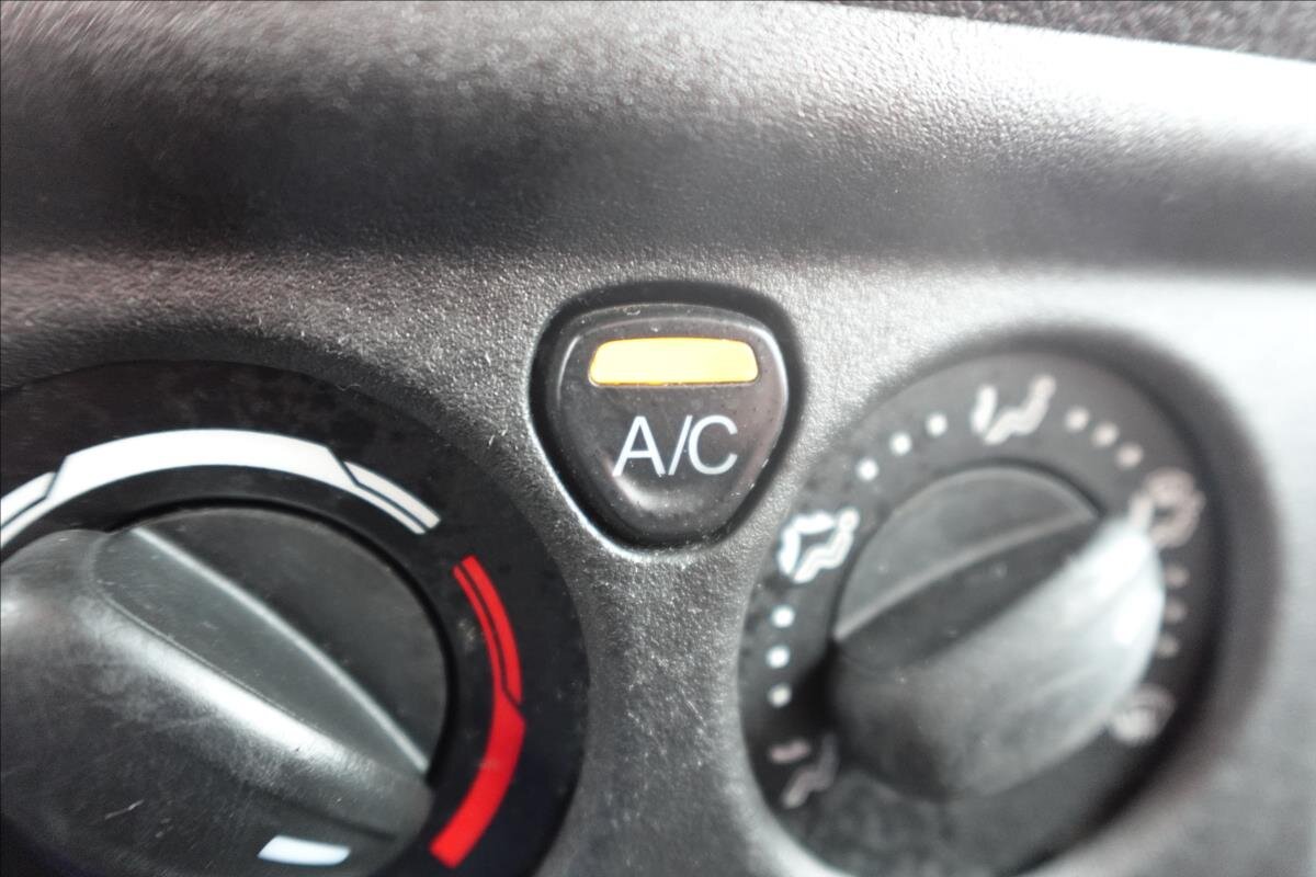 Ford Transit Ostatní 2,0 l 77 kw