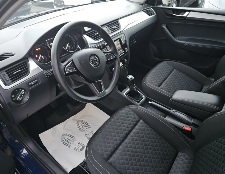 Škoda Rapid Hatchback 999,0 81 kw