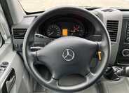 Mercedes-Benz Sprinter 10