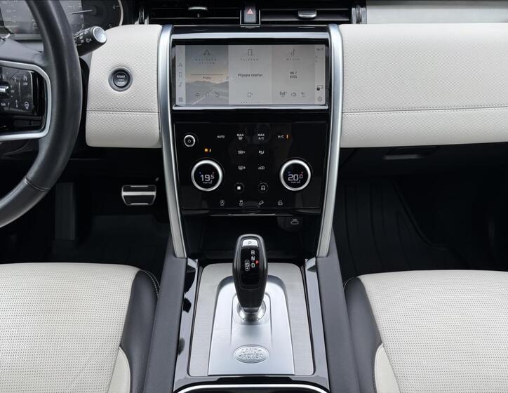 Land Rover Discovery Sport 16