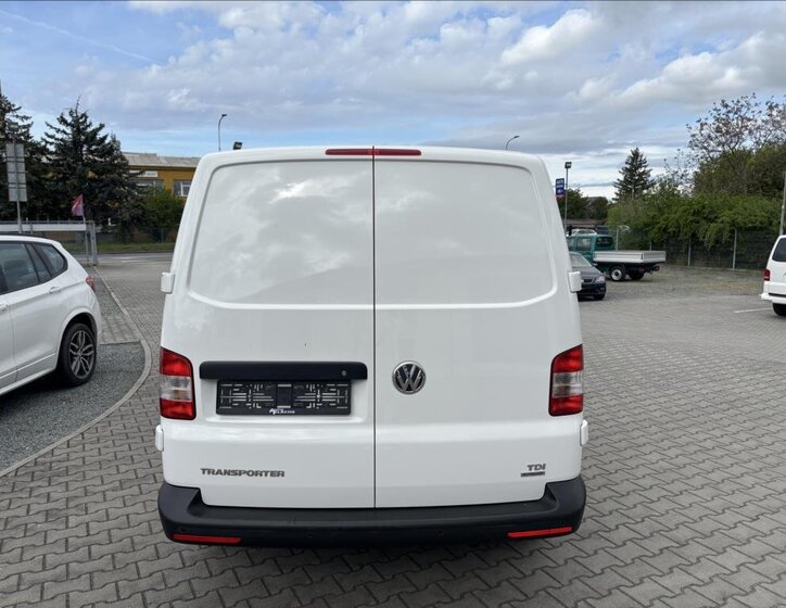 Volkswagen Transporter Skříň 2,0 l 84 kw