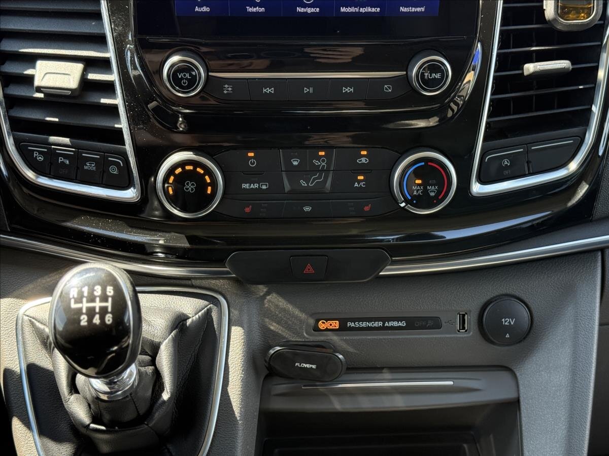 Ford Tourneo Custom MPV 2,0 l 136 kw