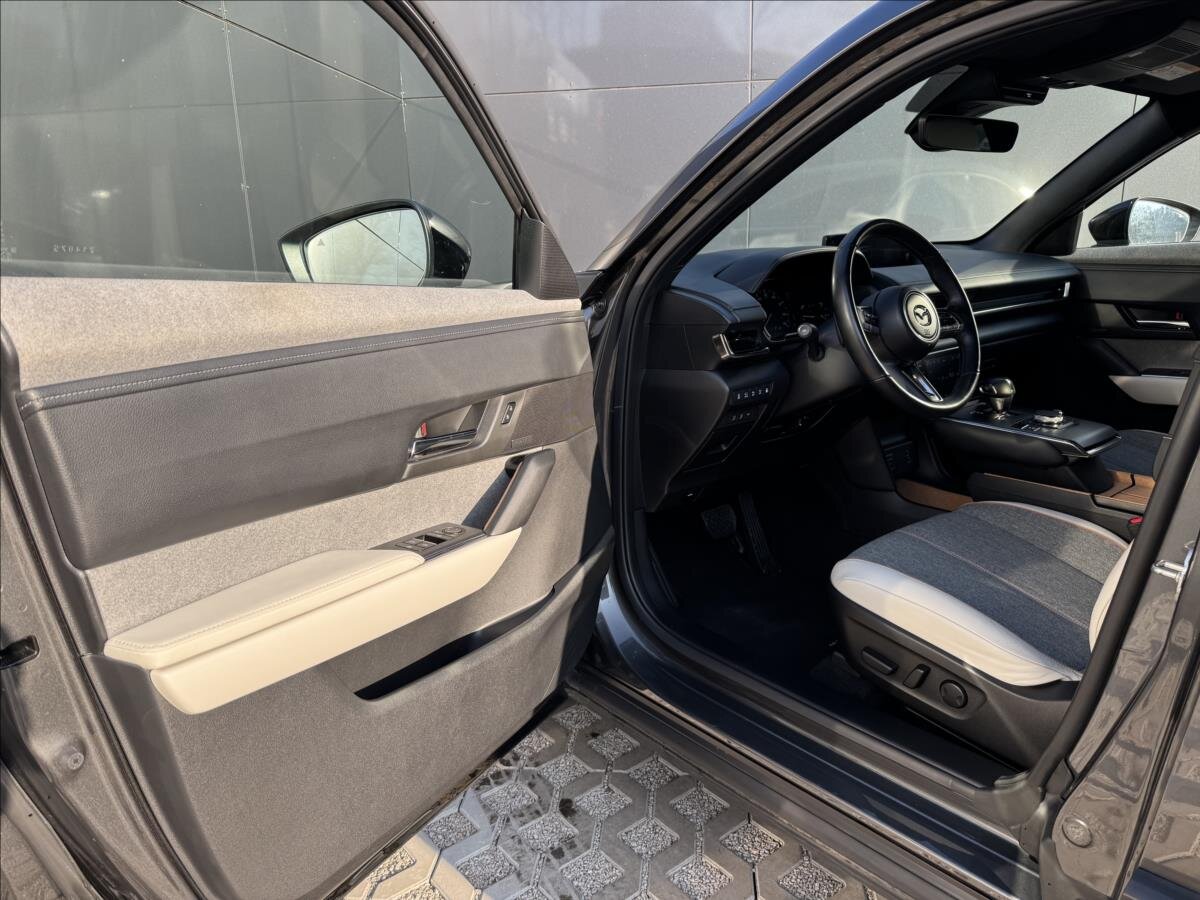 Mazda MX-30 CUV 1,7 l 125 kw