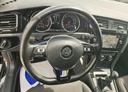 Volkswagen Golf 12