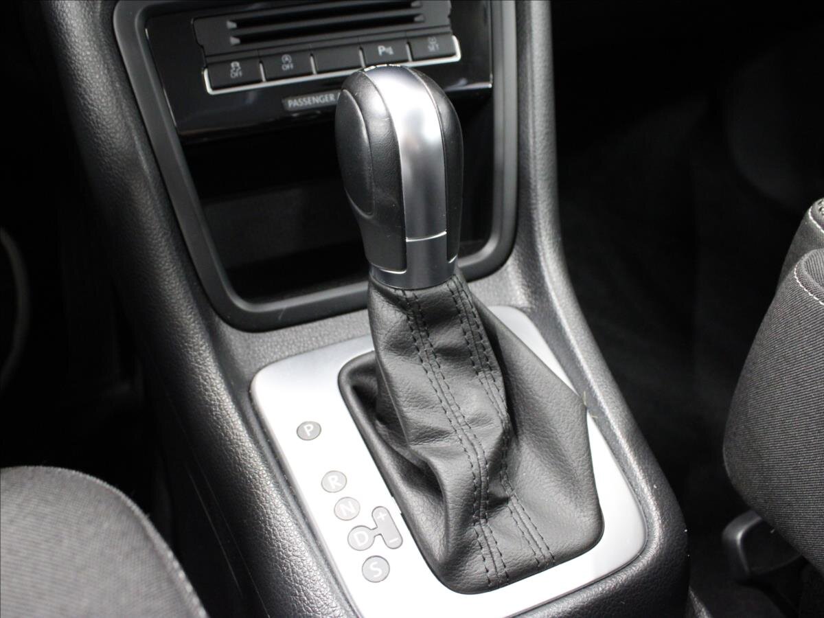 Volkswagen Sharan MPV 2,0 l 110 kw