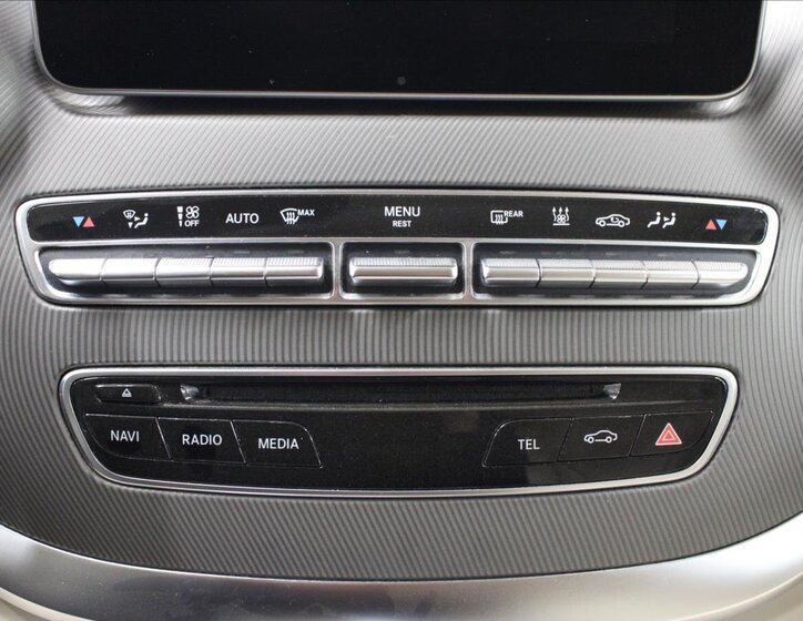 Mercedes-Benz Třídy V Kombi 2,1 l 140 kw