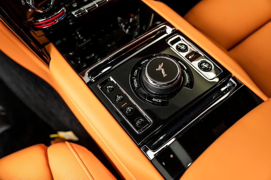 Rolls-Royce Cullinan SUV 6,7 l 441 kw