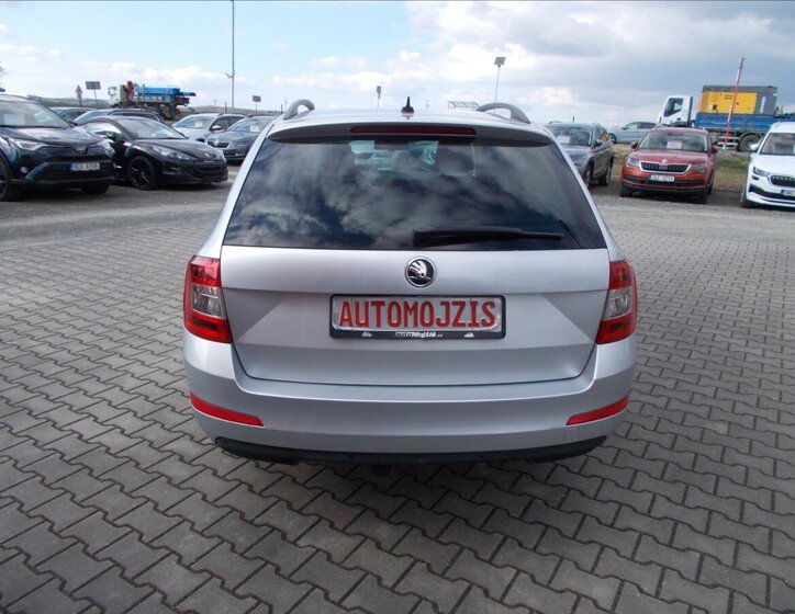Škoda Octavia Kombi 1,6 l 77 kw