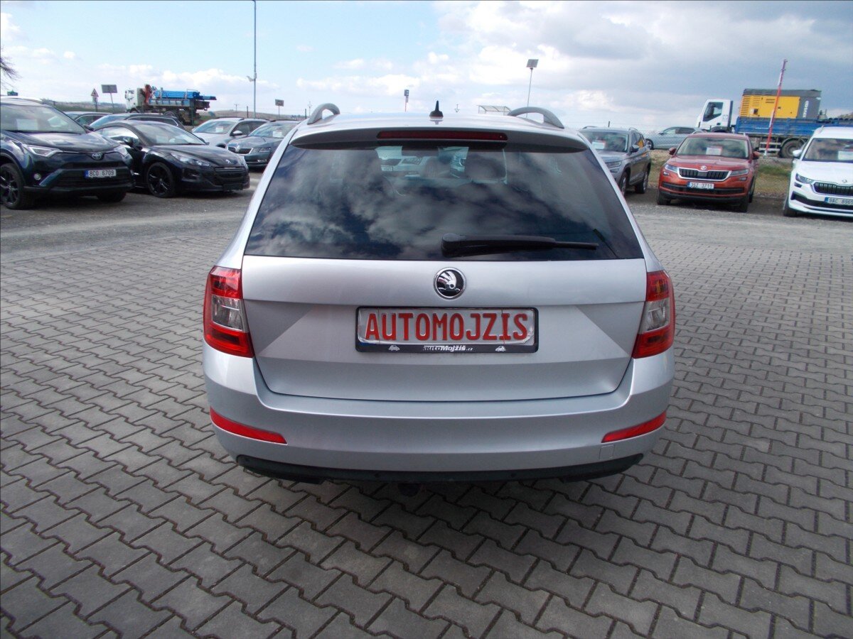Škoda Octavia Kombi 1,6 l 77 kw