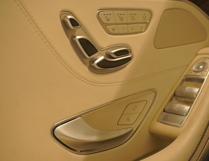 Mercedes-Benz Třídy S 16