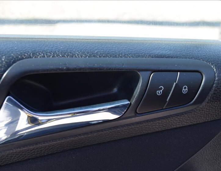 Volkswagen Passat Kombi 1,9 l 77 kw