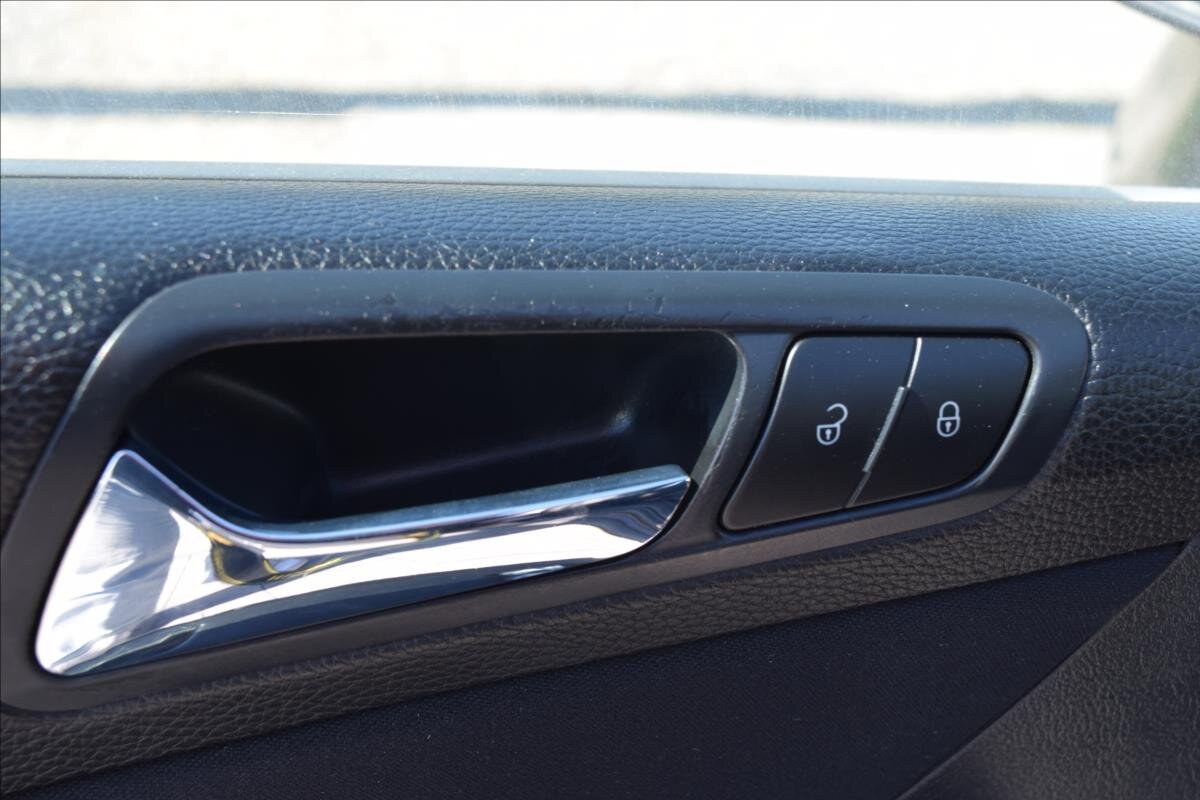 Volkswagen Passat Kombi 1,9 l 77 kw