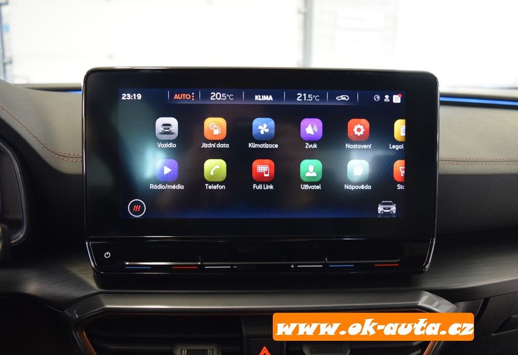 Cupra Formentor SUV / Terénní 2,0 l 110 kw