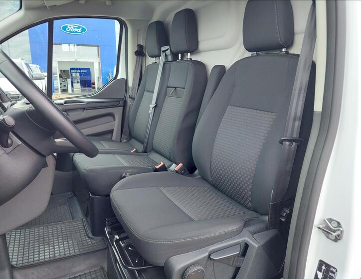 Ford Transit Custom 16