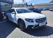 Mercedes-Benz Třídy E Kombi 2,0 l 143 kw