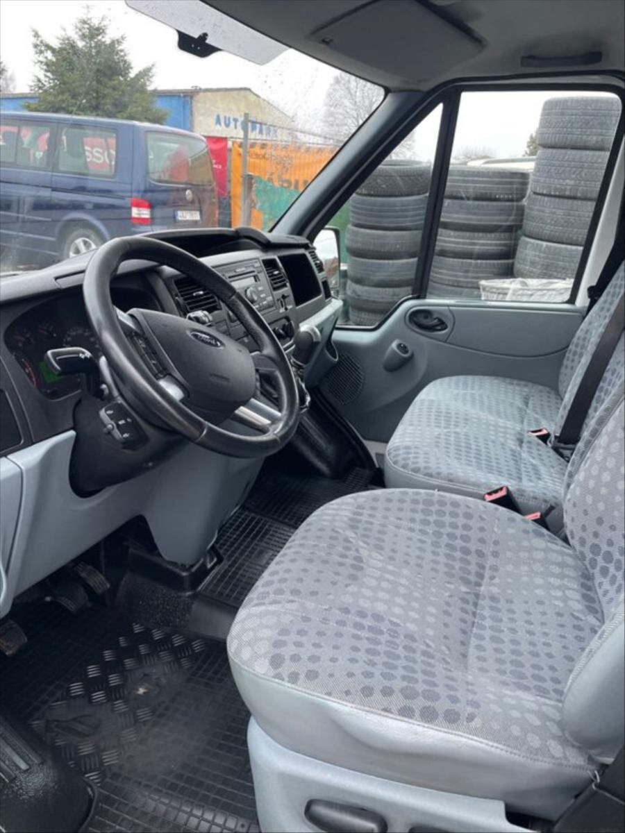Ford Transit Skříň 2,2 l 63 kw