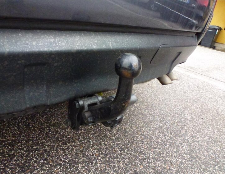 Citroën C-Crosser SUV / Terénní 2,2 l 115 kw