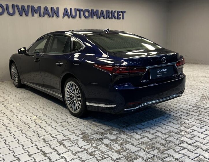 Lexus LS 500h 13