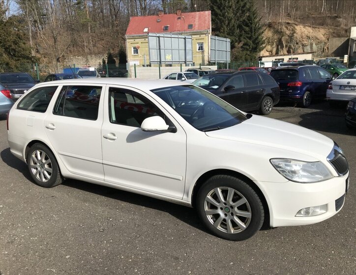 Škoda Octavia Kombi 2,0 l 103 kw