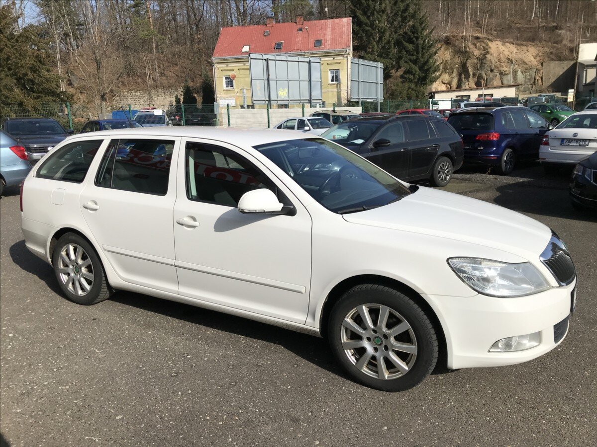 Škoda Octavia Kombi 2,0 l 103 kw