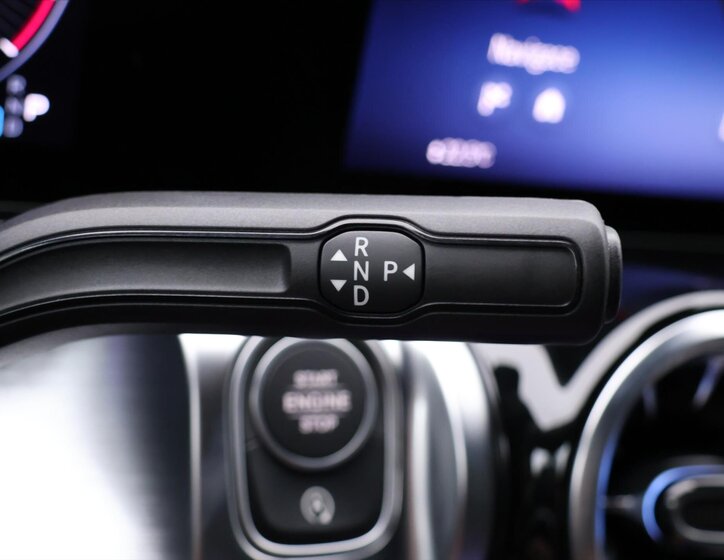 Mercedes-Benz GLB 24