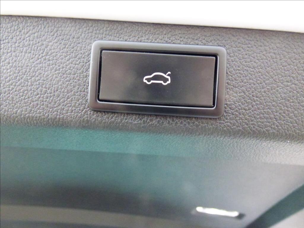 Škoda Superb Kombi 2,0 l 147 kw