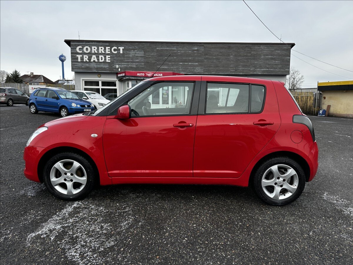 Suzuki Swift Hatchback 1,3 l 67 kw