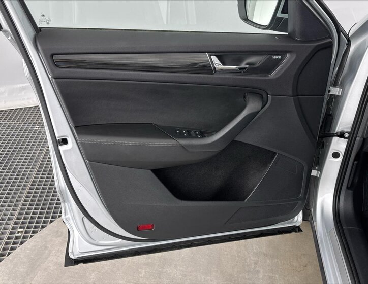 Škoda Kodiaq SUV / Terénní 1,5 l 110 kw