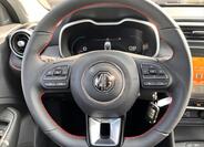 MG ZS 8