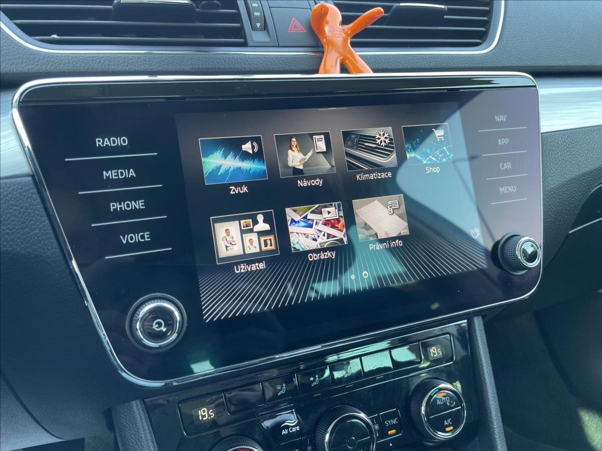 Škoda Superb Kombi 2,0 l 110 kw