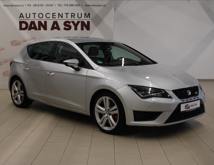 Seat Leon Hatchback 2,0 l 195 kw