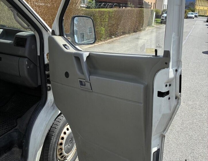 Volkswagen Transporter VAN / Minibus 0,0 65 kw