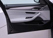 BMW M5 Sedan 4,4 l 441 kw