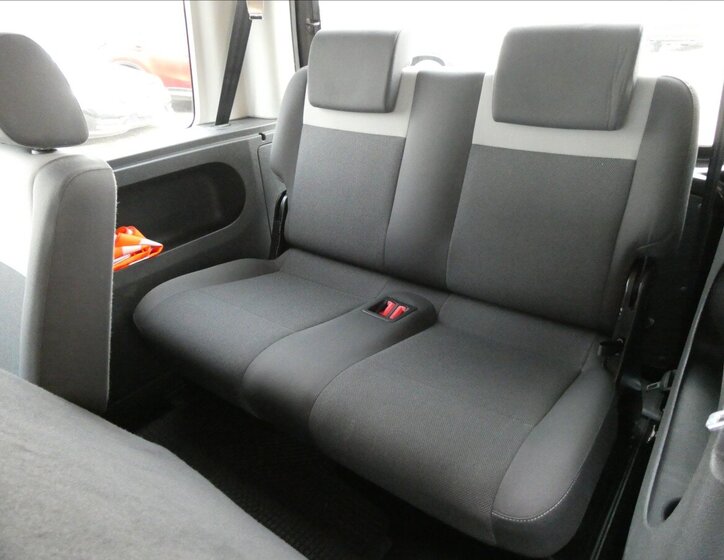 Volkswagen Caddy Kombi 1,6 l 75 kw