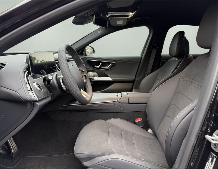 Mercedes-Benz Třídy E Sedan 2,0 l 145 kw